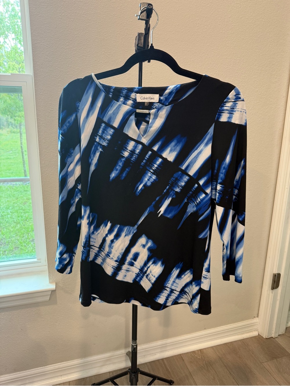 Calvin Klein Womens Top Small S Blue Black Abstract Keyhole 3/4 Sleeve Blouse